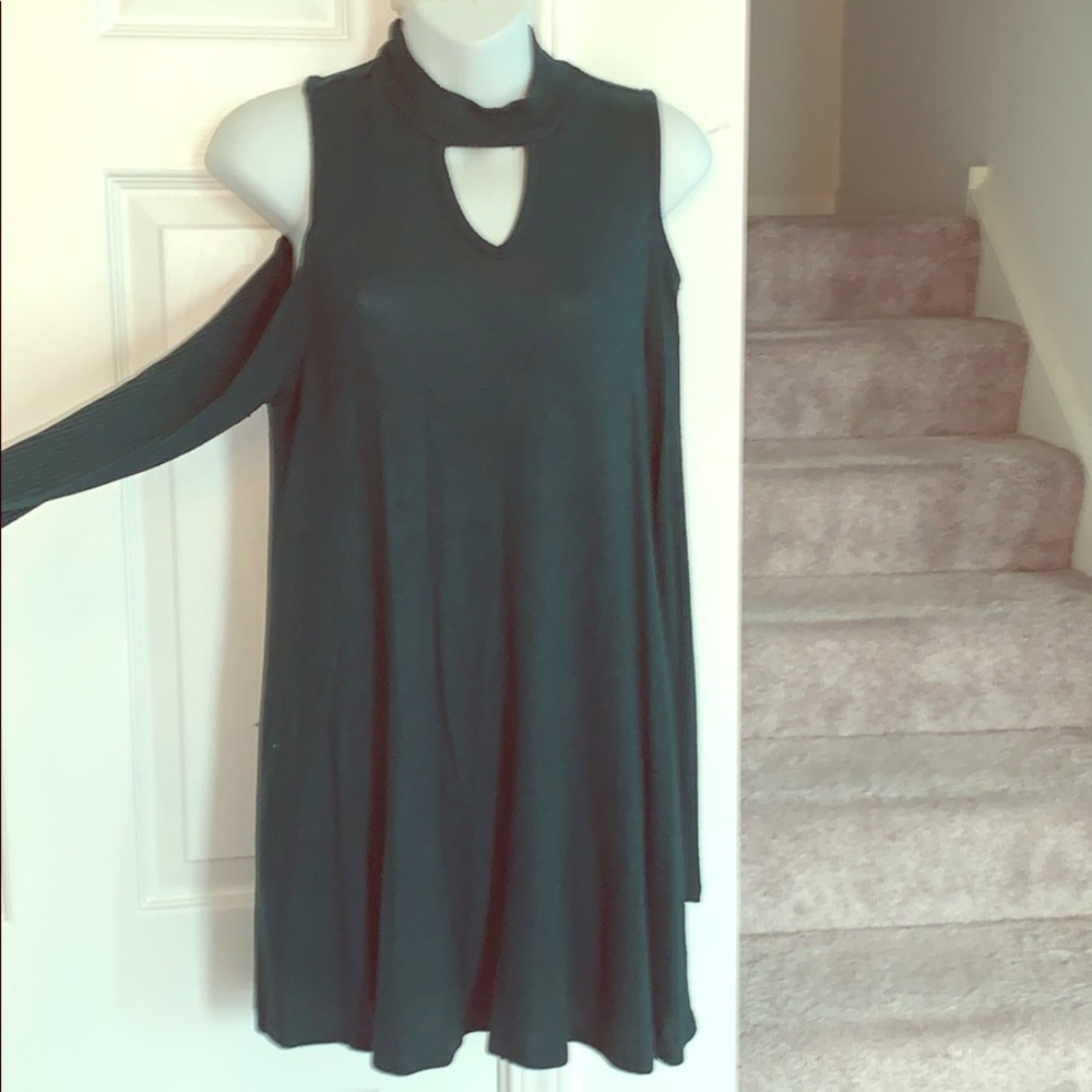 💚cold shoulder sweater dress